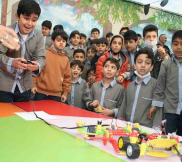 مسابقات-رباتیک-مدرسه-روزبه-قم